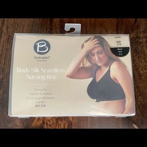 NWT Bravado nursing bras